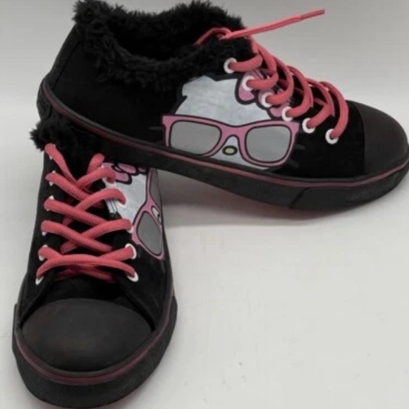 Hello Kitty Black‎ and Pink Sneakers Sanrio - Picture 4 of 11